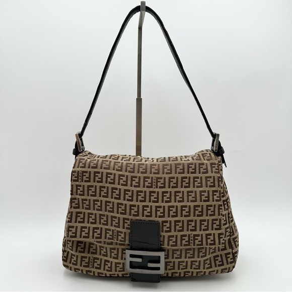 Fendi Mamma Baguette in Zucchino Canvas - Picture 3 of 16